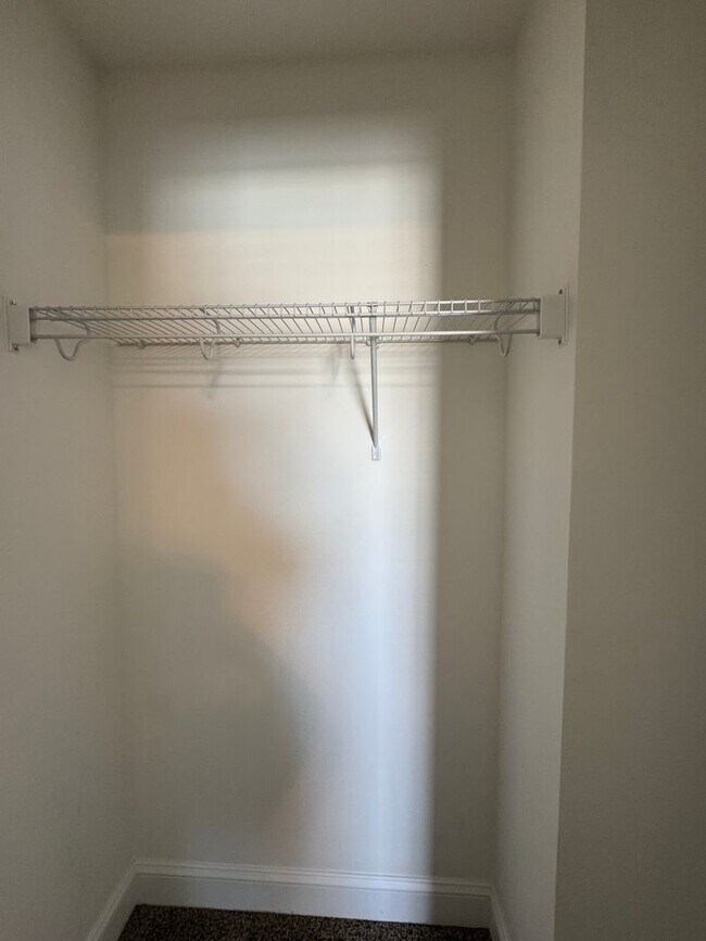 Building Photo - Gorgeous, Like New Home For Rent in Sango!