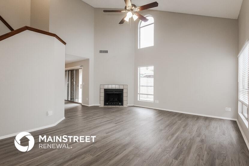 Building Photo - 526 E Utopia Rd