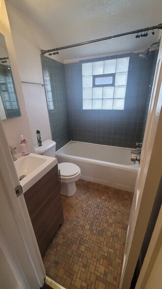 Bathroom - 6319 W Center St