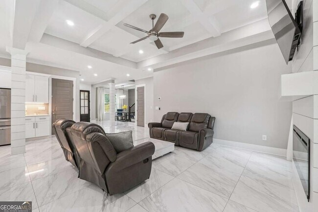 Building Photo - 1480 Chandler Rd