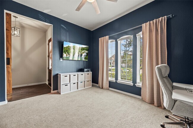 Building Photo - 9019 Stanley Oak Dr