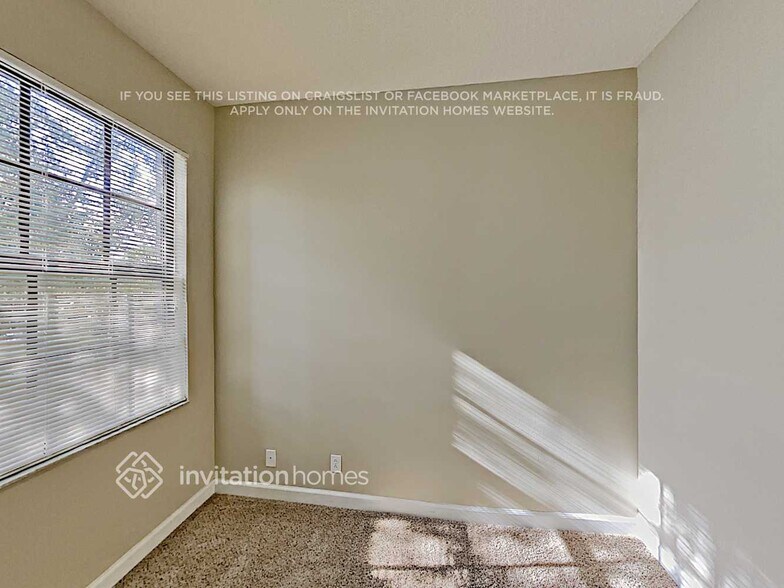 Building Photo - 144 Astor Cir