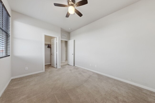 Building Photo - Mountains Edge Gem with Loft, Den & Upgraded Kitchen