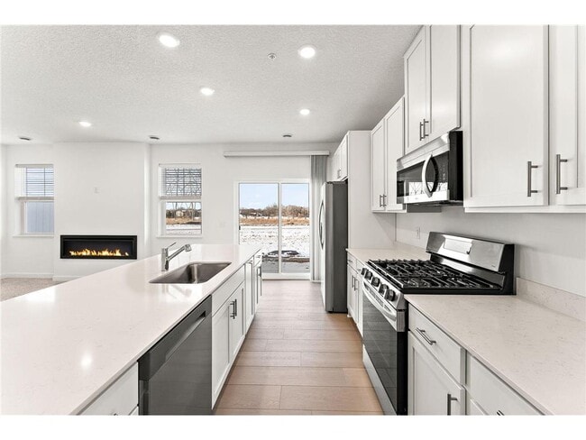 Building Photo - 2239 Tyrone Dr S