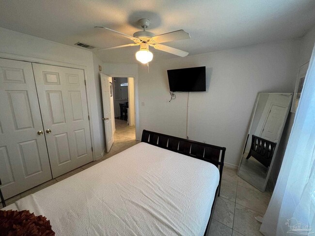 Building Photo - 1959 Melissa Oaks Dr