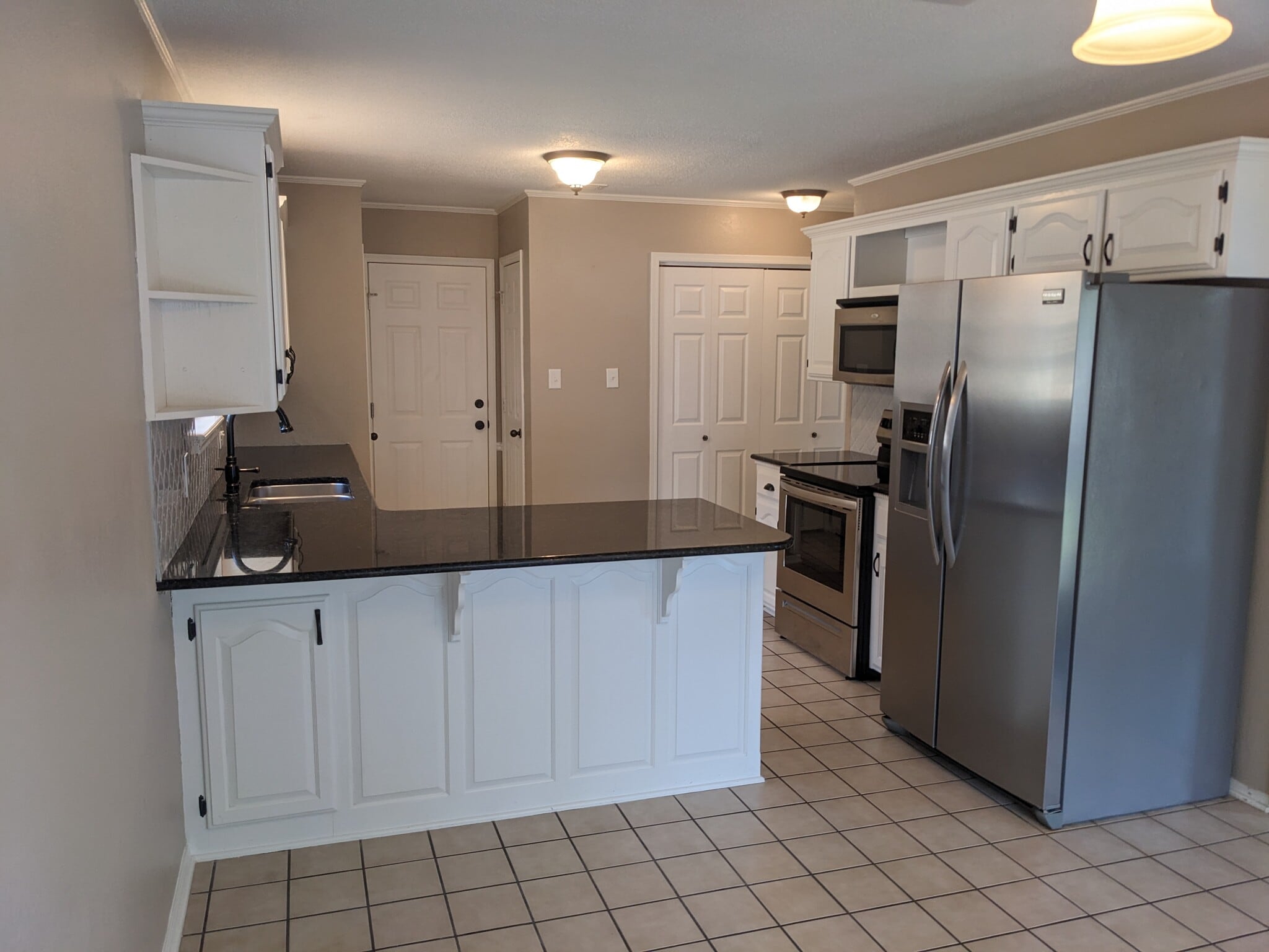Dining - 3513 Glen Flora Way