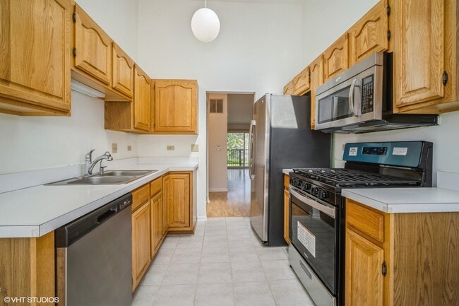 Building Photo - 2778 S Cedar Glen Dr