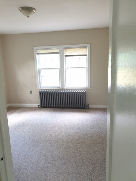 Bedroom 3 - 4709 Rittenhouse St