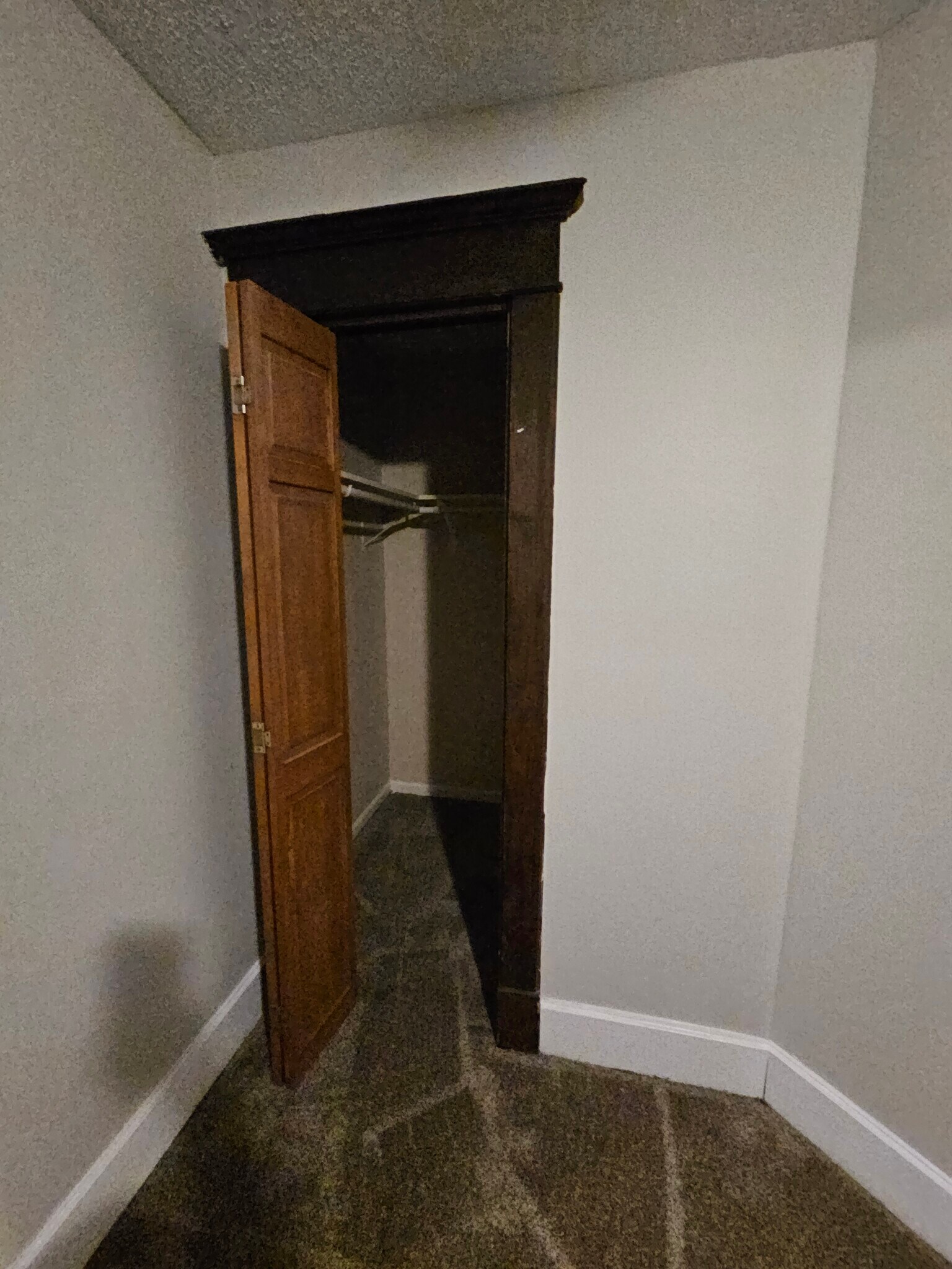 Building Photo - 200 W Editor St