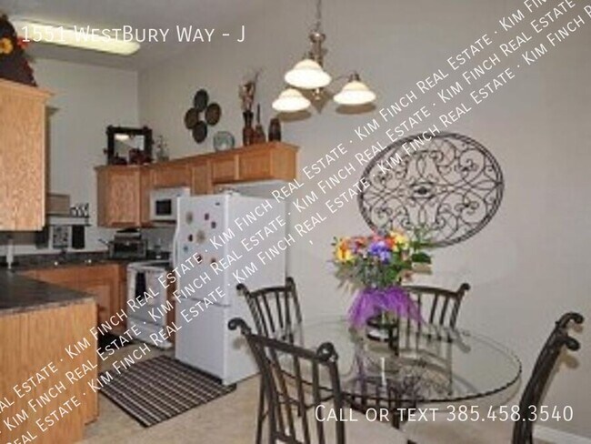 Building Photo - 1551 Westbury Way