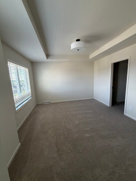 Building Photo - 9240 Gentle Feather Rd