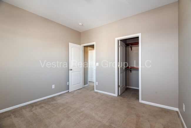 Building Photo - 2794 Rising Moon Way