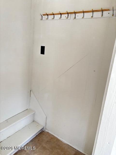 Building Photo - 547 Harding Ave