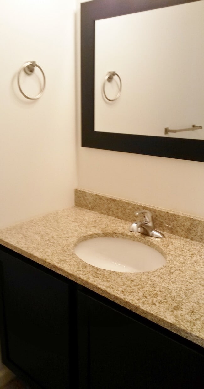 Building Photo - 2503 Myers Ct