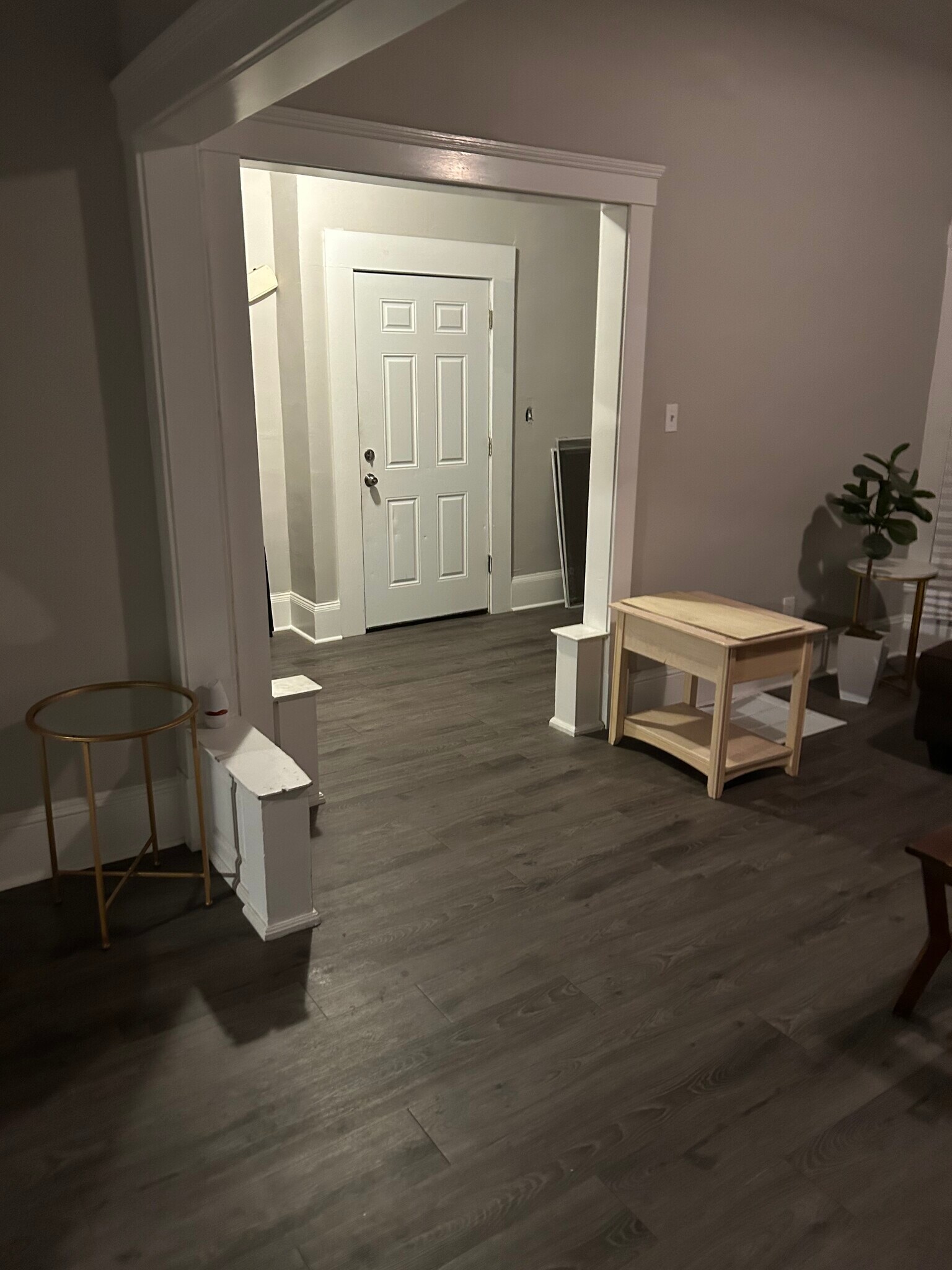 Building Photo - 2185 E 71st St