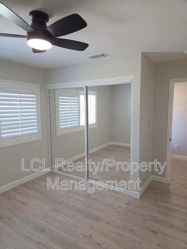 Building Photo - 29880 Longhorn Dr
