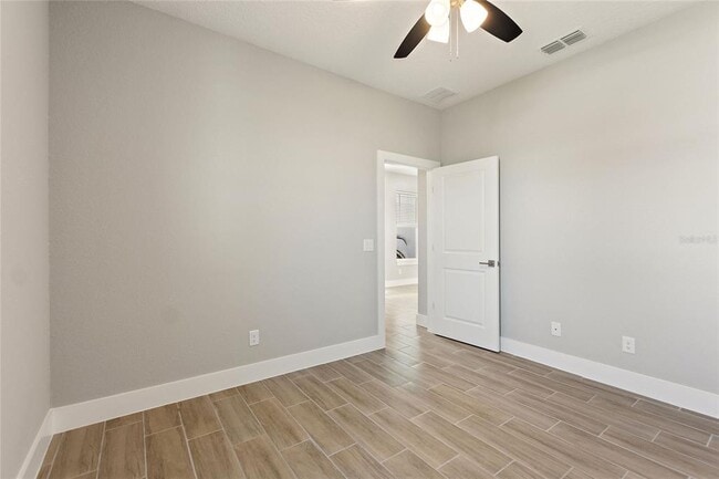 Building Photo - 802 James Dr