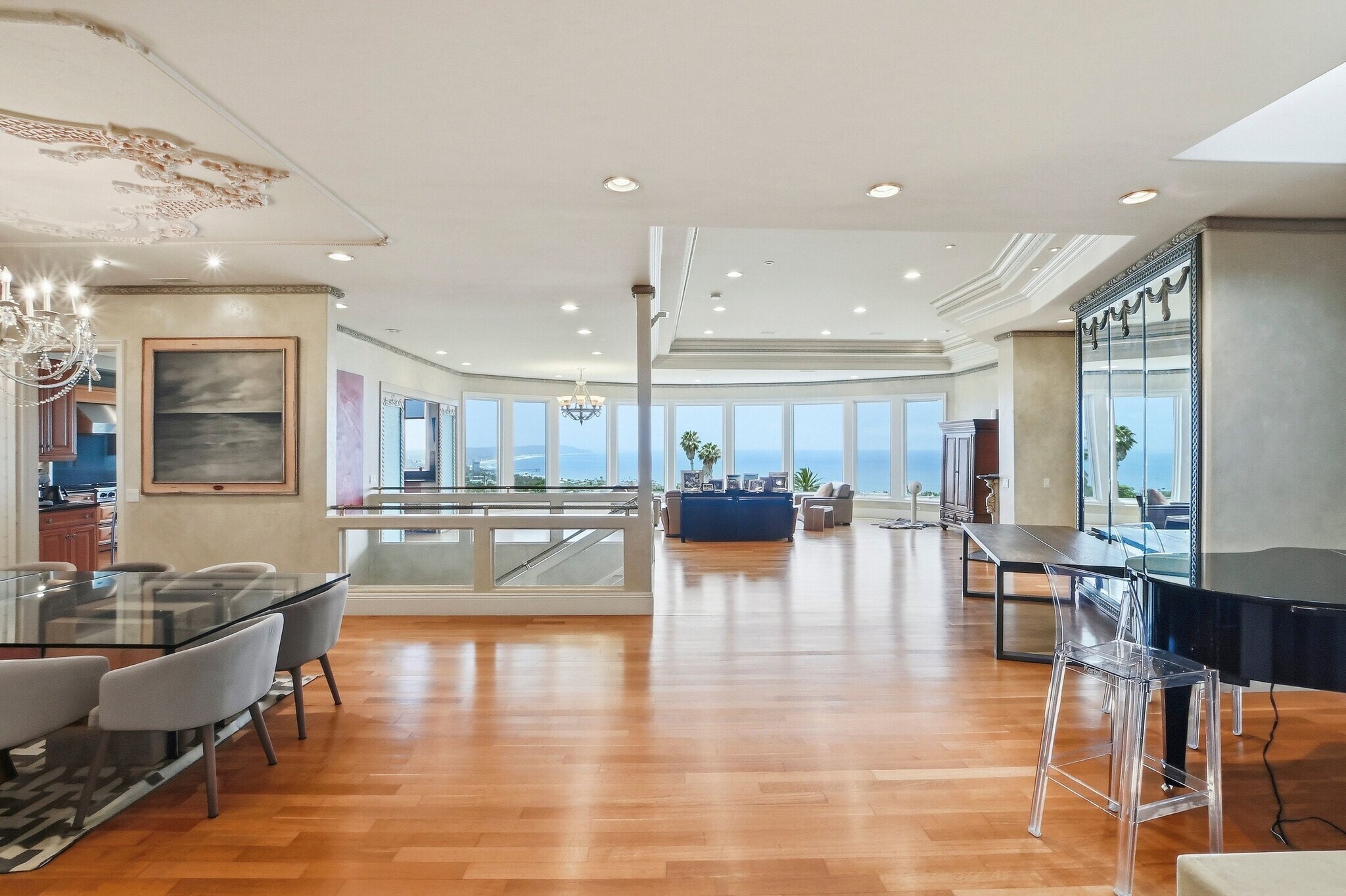 Building Photo - 1011 Avenida Amantea