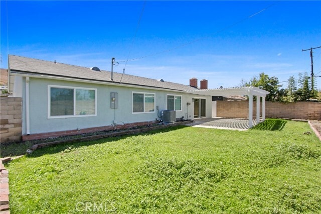 Building Photo - 18543 Adivino St