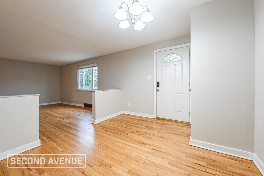 Building Photo - 4274 Shields St