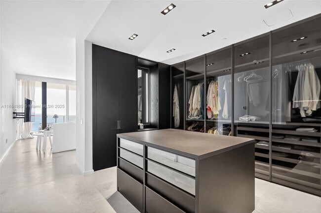Building Photo - 9705 Collins Ave