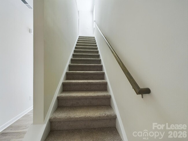 Building Photo - 8021 Murray Br Dr