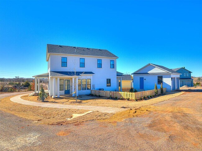 Building Photo - 29615 E Rdg Rd