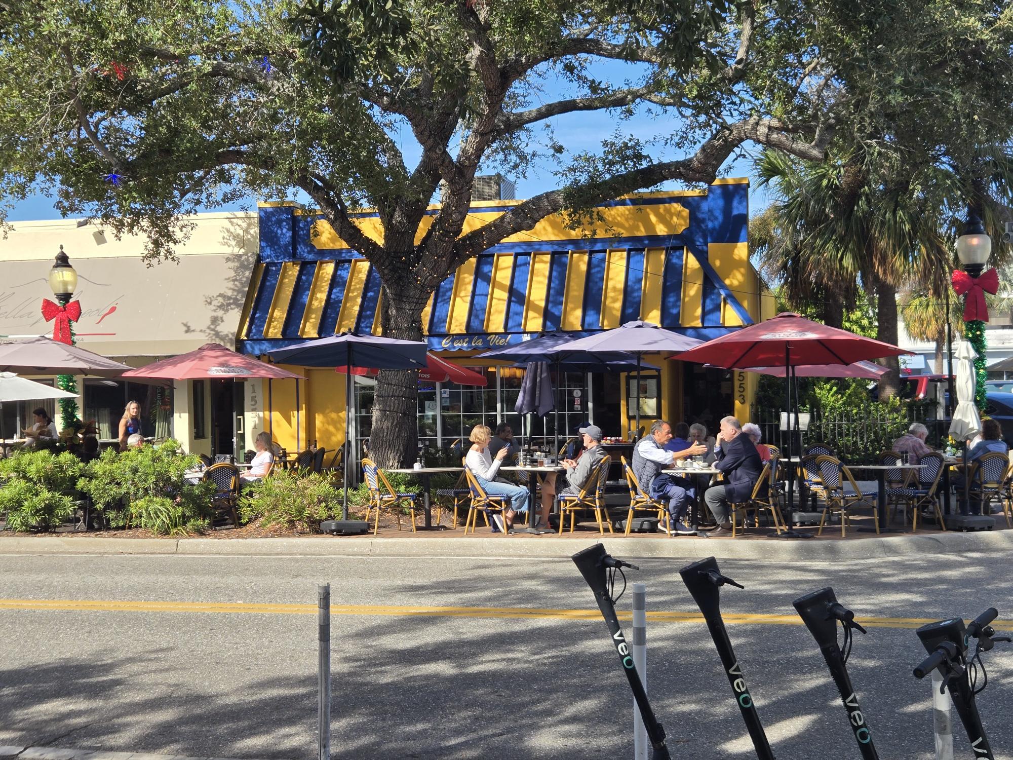 Building Photo - 2304 Ringling Blvd