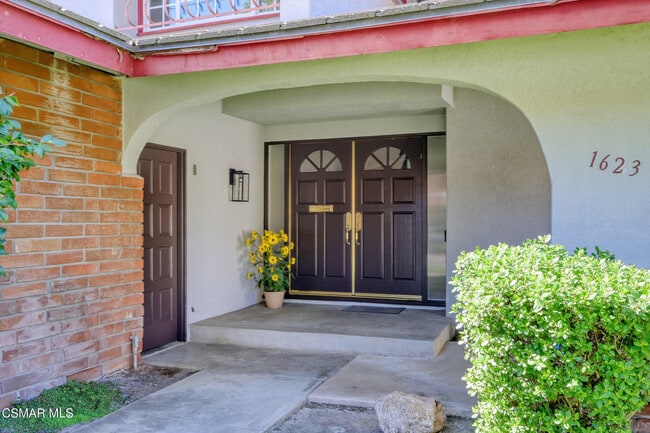 Building Photo - 1623 Elmsford Pl