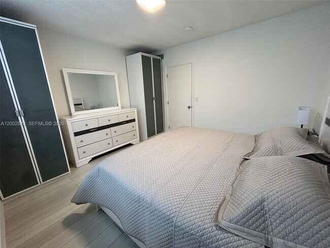 Building Photo - 19390 Collins Ave