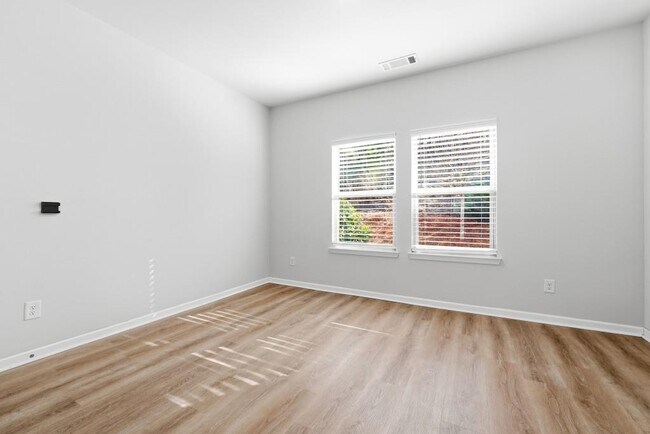 Building Photo - 2779 Morgan Spring Trail