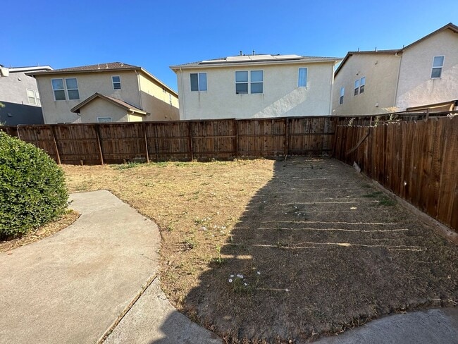 Building Photo - 2631 Dobbins Ln