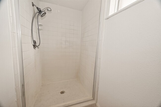 Building Photo - 13335 Trompilla Ln