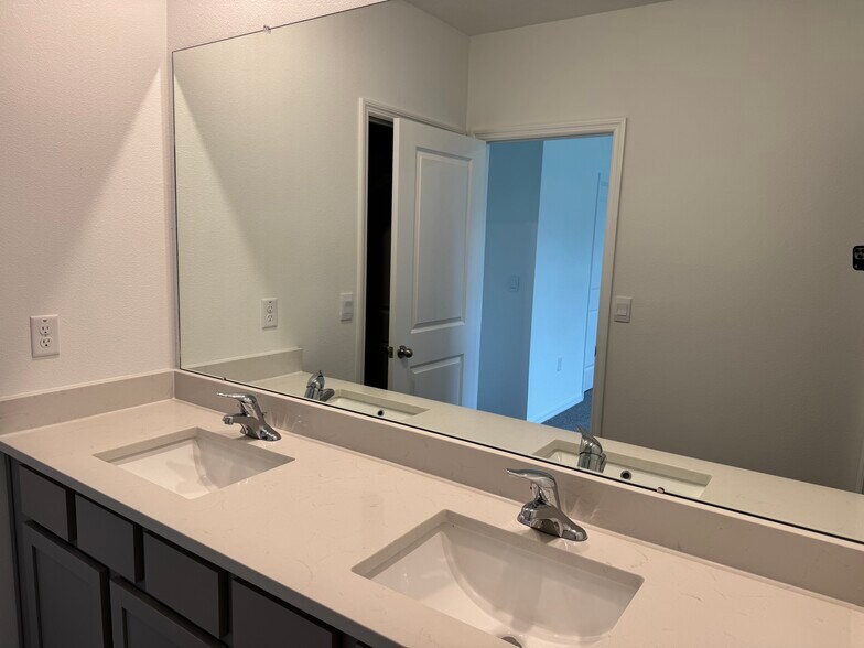 Building Photo - 3508 Marigold Patch Ct