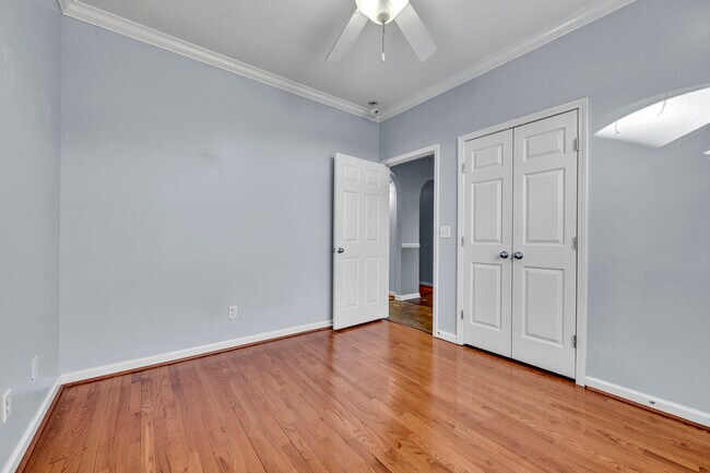 Building Photo - 3105 Vintage Way