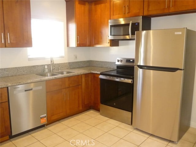 Building Photo - 2317 Marshallfield Ln