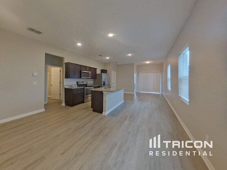 Building Photo - 3842 Saltmarsh Loop