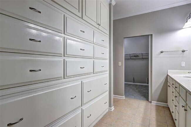 Building Photo - 490 Grand Teton Cir