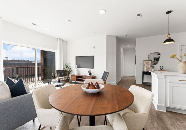 Building Photo - Beautiful NEW 2-Bed, 2- Bath Apartment in Rock Hill!