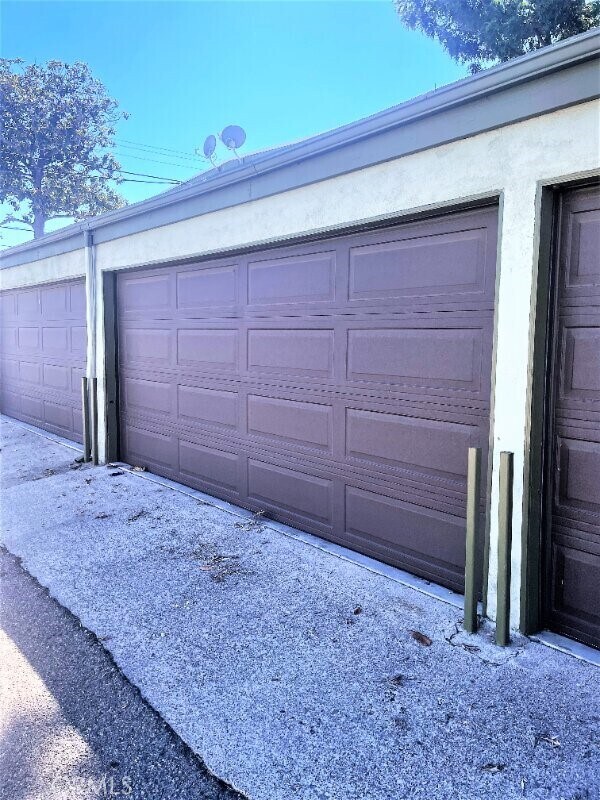 Building Photo - 146 S Princeton Ave