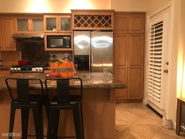 Building Photo - 2 br, 2 bath Condo - 2806 Cherrywood