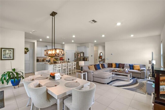 Building Photo - 6345 SW 88th Loop