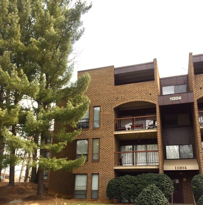 Primary Photo - 11204 Chestnut Grove Sq