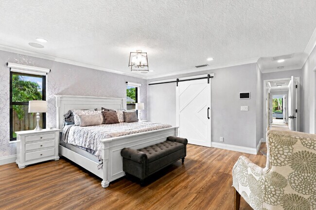 Building Photo - 13972 Ishnala Cir