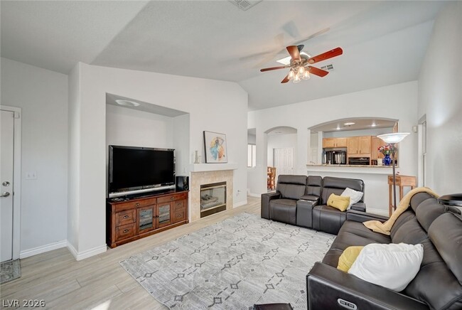 Building Photo - 2288 Tedesca Dr