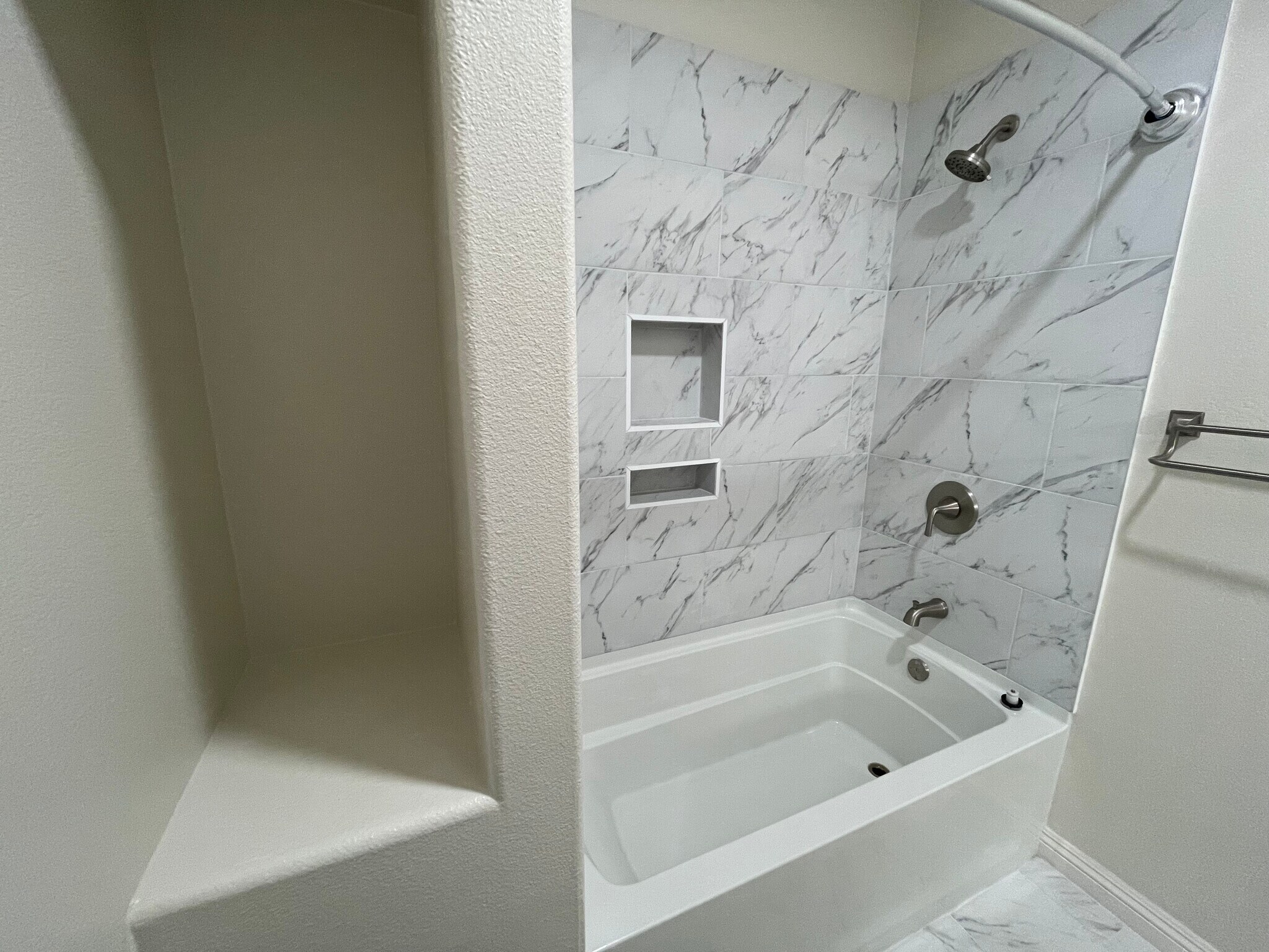 master bathroom 2 - 2960 Champion Way