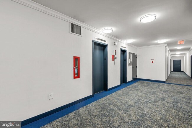 Building Photo - 2755 Ordway St NW