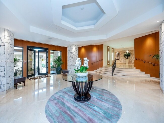 Building Photo - 1121 Crandon Blvd