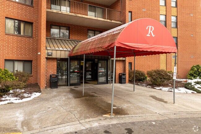 Entrance - Renaissance Apartments