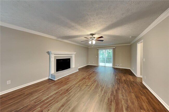Building Photo - 141 Orchard Dr